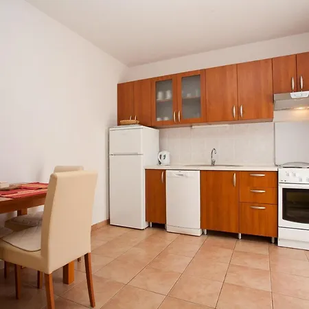 Apartments Glibo Near The Sea And Town Center! Krk Town Exterior foto