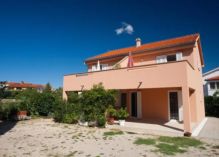 Apartments Glibo Near The Sea And Town Center!